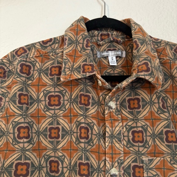 Urban Outfitters 80s Print Casual Button Down Long Sleeve Boho Mens - Picture 4 of 12
